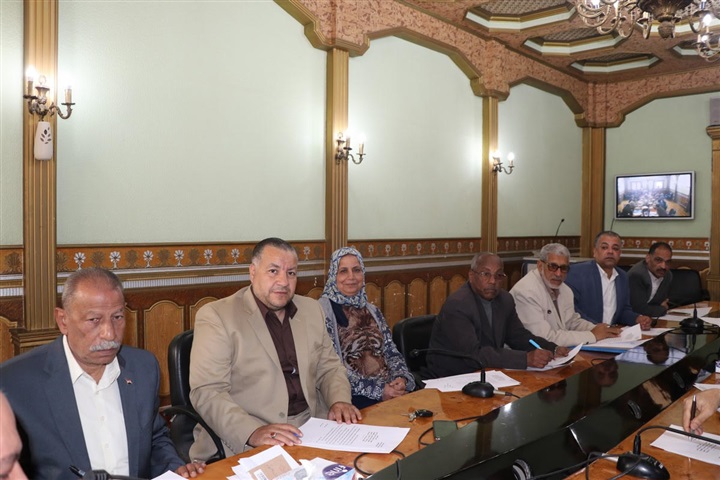 معلمو أسيوط تنظم مؤتمراً علمياً تحت عنوان "العلوم المتقدمة ودورها في تطوير التعليم"