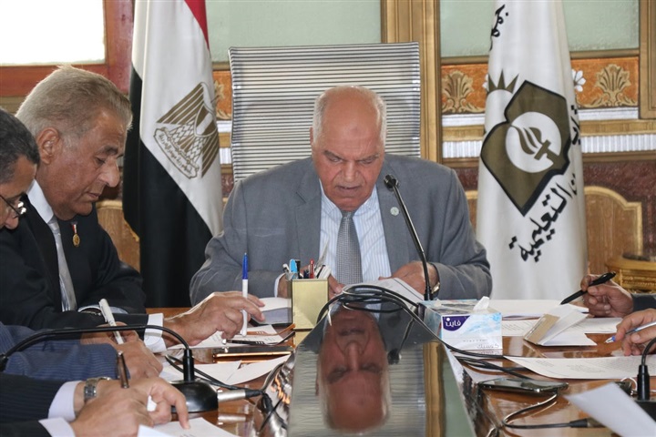 معلمو أسيوط تنظم مؤتمراً علمياً تحت عنوان "العلوم المتقدمة ودورها في تطوير التعليم"