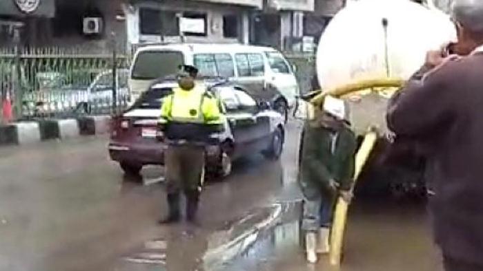 تكثيف أعمال سحب مياه الأمطار وإزالة أثاره من الشوارع والميادين بالشرقية 