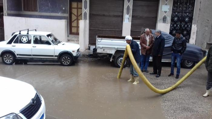 تكثيف أعمال سحب مياه الأمطار وإزالة أثاره من الشوارع والميادين بالشرقية 