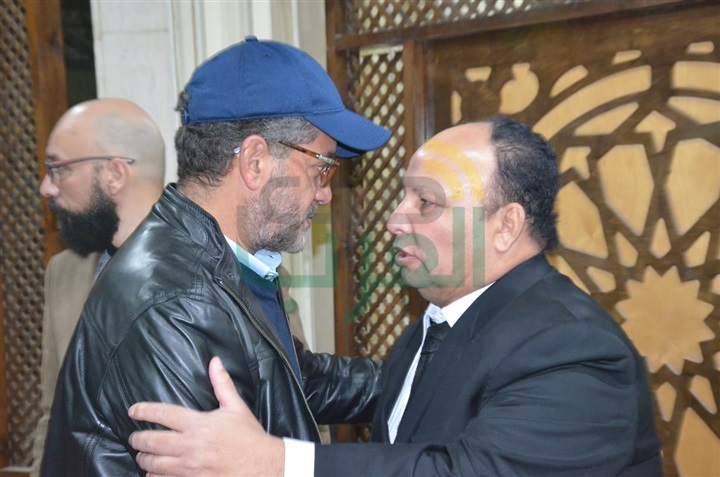 بالصور.. نجوم الفن يشاركان مراسم عزاء والدة الفنان محمود عبد الغفار بالصور.. نجوم الفن يشاركان مراسم عزاء والدة الفنان محمود عبد الغفار