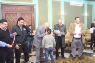 نقيب المعلمين يكرم أبطال نادى المعلمين للجبت كوني دو