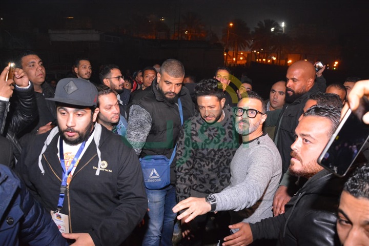 بالصور.. حماقي يفتتح حفله بنادي الشمس بـ "كل يوم من ده" بالصور.. حماقي يفتتح حفله بنادي الشمس بـ "كل يوم من ده"