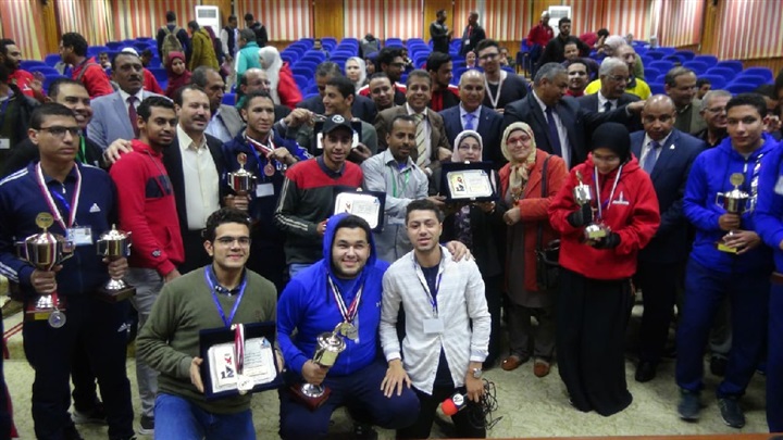 جامعة المنيا تحصد 27 ميدالية بأسبوع شباب الجامعات المصرية بـــ"كفر الشيخ"