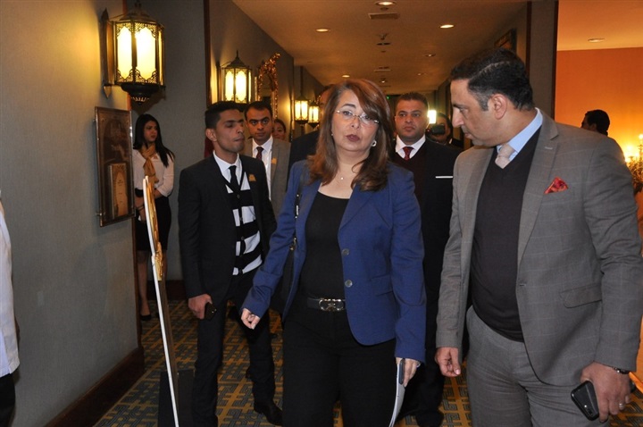 وزراء وفنانيين فى مؤتمر حملة "عنيك فى عنينا" وزراء وفنانيين فى مؤتمر حملة "عنيك فى عنينا"
