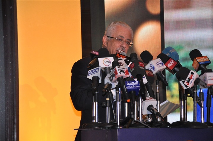 وزراء وفنانيين فى مؤتمر حملة "عنيك فى عنينا" وزراء وفنانيين فى مؤتمر حملة "عنيك فى عنينا"