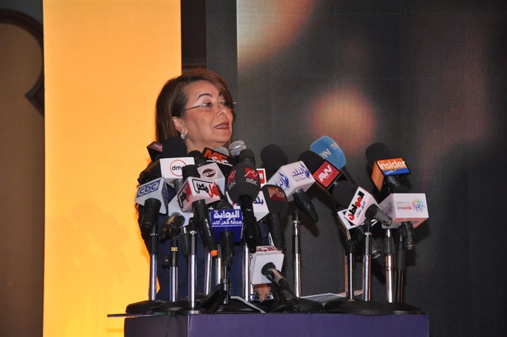 وزراء وفنانيين فى مؤتمر حملة "عنيك فى عنينا" وزراء وفنانيين فى مؤتمر حملة "عنيك فى عنينا"