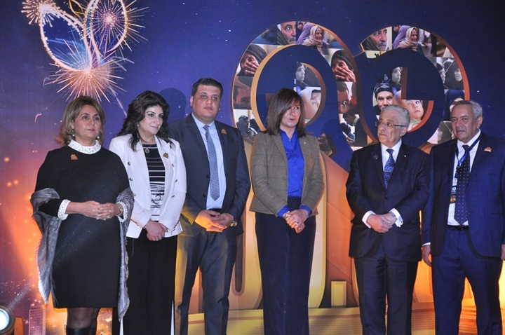 وزراء وفنانيين فى مؤتمر حملة "عنيك فى عنينا" وزراء وفنانيين فى مؤتمر حملة "عنيك فى عنينا"
