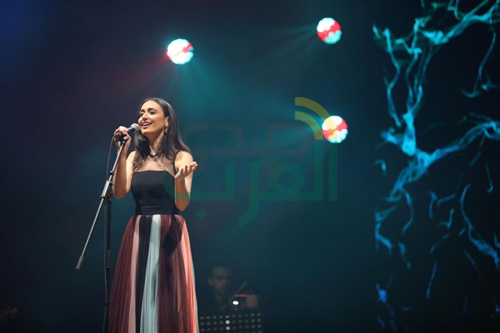 بالصور.. فايا يونان تفاجئ الجمهور بأغنيات الكينج منير وفيروز في حفل التجمع بالصور.. فايا يونان تفاجئ الجمهور بأغنيات الكينج منير وفيروز في حفل التجمع