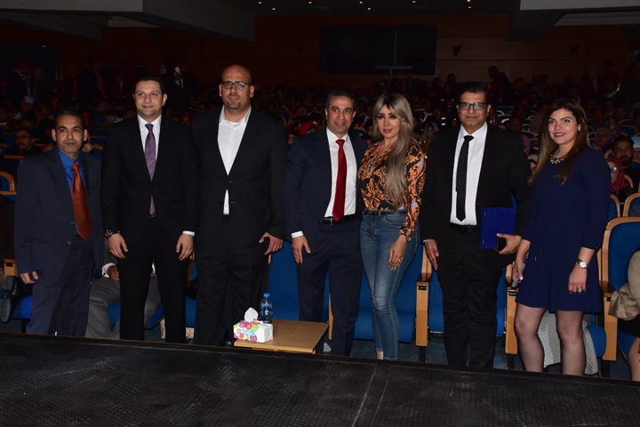 بالصور.. حمادة هلال يشعل حفل خريجي أكاديمية 6 أكتوبر 2019 بحضور نجوم الفن والمشاهير بالصور.. حمادة هلال يشعل حفل خريجي أكاديمية 6 أكتوبر 2019 بحضور نجوم الفن والمشاهير