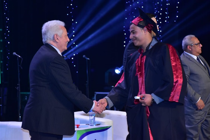 بالصور.. حمادة هلال يشعل حفل خريجي أكاديمية 6 أكتوبر 2019 بحضور نجوم الفن والمشاهير بالصور.. حمادة هلال يشعل حفل خريجي أكاديمية 6 أكتوبر 2019 بحضور نجوم الفن والمشاهير