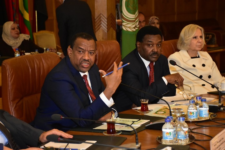 بالصور.. كمال حسن: فتح بلاغات حول استغلال اسم وشعار الجامعة العربية بالصور.. كمال حسن: فتح بلاغات حول استغلال اسم وشعار الجامعة العربية