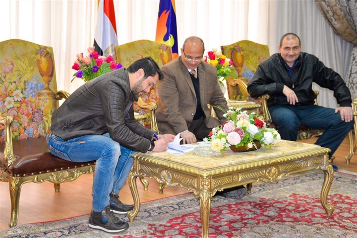 بالصور.. إيروسبورت يتعاقد مع أحمد حسن بالصور.. إيروسبورت يتعاقد مع أحمد حسن