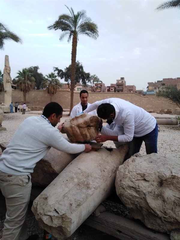 البدء في أعمال ترميم تمثال رمسيس الثاني بمحافظة سوهاج البدء في أعمال ترميم تمثال رمسيس الثاني بمحافظة سوهاج