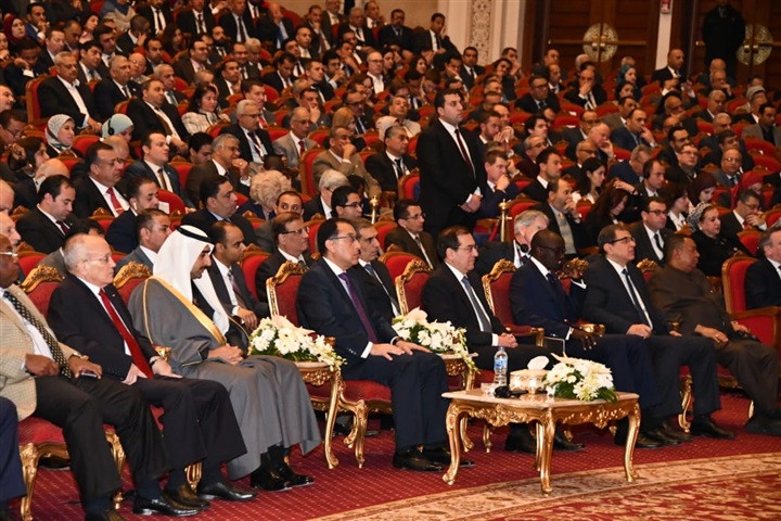 وزير البترول يعرض نتائج مبادرات «إيجبس 2018» وزير البترول يعرض نتائج مبادرات «إيجبس 2018»
