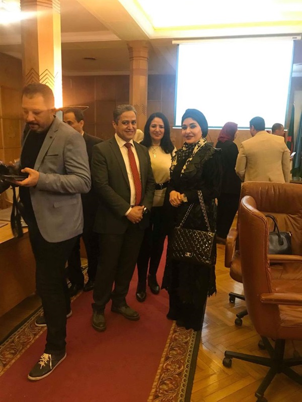 محمد بركات: التوعية الإعلامية ضرورة لوقف النصب باسم الجامعة العربية محمد بركات: التوعية الإعلامية ضرورة لوقف النصب باسم الجامعة العربية