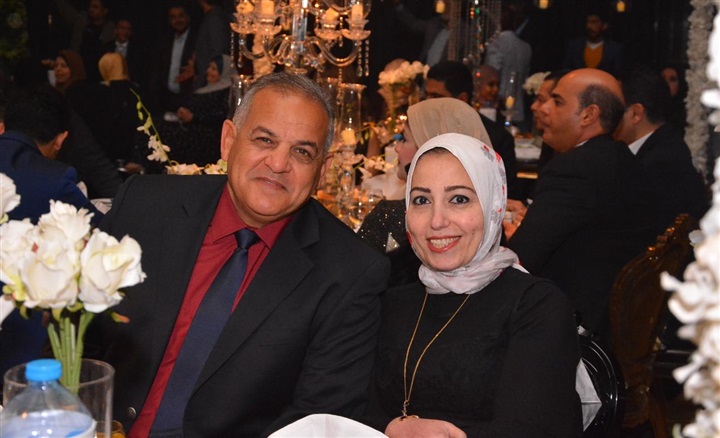 بالصور.. حماقي يشعل زفاف نجل المخرج طارق العتر بـ"كل يوم من ده" و"ياستار" و"راضيني" بحضور المشاهير بالصور.. حماقي يشعل زفاف نجل المخرج طارق العتر بـ"كل يوم من ده" و"ياستار" و"راضيني" بحضور المشاهير