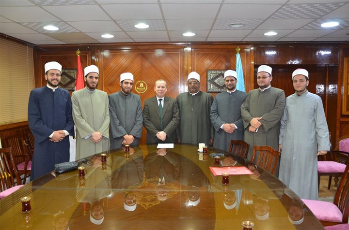 بالصور.. إطلاق القوافل الدعوية لمواجهة الفكر المتطرف والمتشدد بكفر الشيخ بالصور.. إطلاق القوافل الدعوية لمواجهة الفكر المتطرف والمتشدد بكفر الشيخ