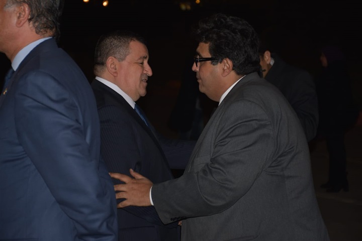 بالصور.. كبار رجال الدولة والوزراء ومشاهير الفن والأعلام في عزاء زوجة وزير الإسكان الأسبق بالصور.. كبار رجال الدولة والوزراء ومشاهير الفن والأعلام في عزاء زوجة وزير الإسكان الأسبق