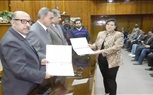 محافظ أسيوط يكرم فريق 