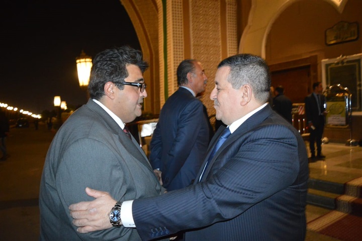 بالصور.. كبار رجال الدولة والوزراء ومشاهير الفن والأعلام في عزاء زوجة وزير الإسكان الأسبق بالصور.. كبار رجال الدولة والوزراء ومشاهير الفن والأعلام في عزاء زوجة وزير الإسكان الأسبق