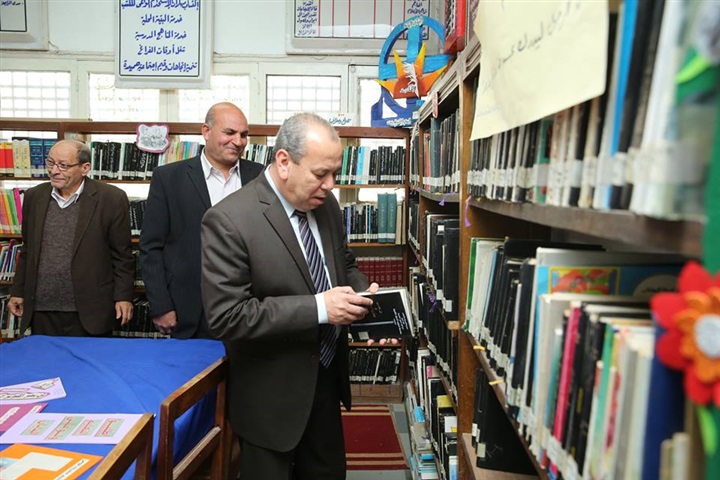 بالصور.. محافظ كفر الشيخ يدعو لتعظيم دور الوسائط والوسائل التعليمية بالمكتبات المدرسية