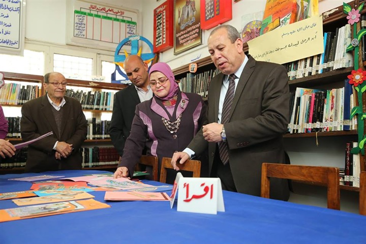 بالصور.. محافظ كفر الشيخ يدعو لتعظيم دور الوسائط والوسائل التعليمية بالمكتبات المدرسية