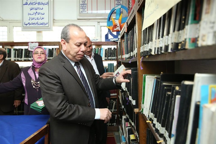 بالصور.. محافظ كفر الشيخ يدعو لتعظيم دور الوسائط والوسائل التعليمية بالمكتبات المدرسية