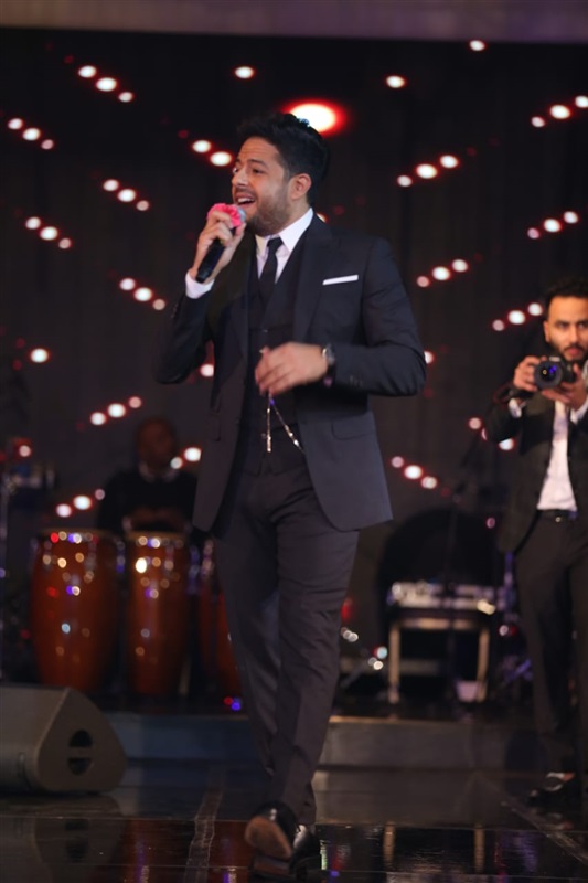 بالصور.. حماقي يتألق باضخم حفلات عيد الحب في القاهرة الجديدة بالصور.. حماقي يتألق باضخم حفلات عيد الحب في القاهرة الجديدة
