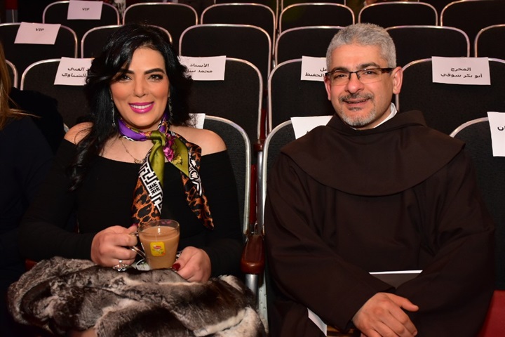 بالصور.. تكريم أعضاء لجنة تحكيم مهرجان المركز الكاثوليكي بحفل ختامه بالصور.. تكريم أعضاء لجنة تحكيم مهرجان المركز الكاثوليكي بحفل ختامه