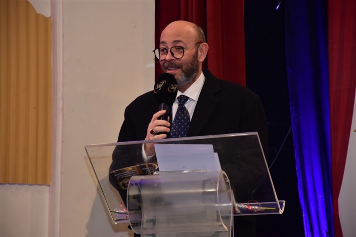 بالصور.. تكريم أعضاء لجنة تحكيم مهرجان المركز الكاثوليكي بحفل ختامه بالصور.. تكريم أعضاء لجنة تحكيم مهرجان المركز الكاثوليكي بحفل ختامه