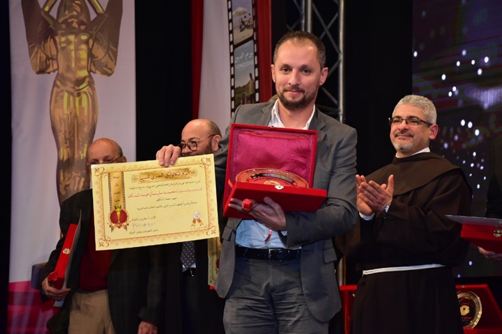 بالصور.. تكريم أعضاء لجنة تحكيم مهرجان المركز الكاثوليكي بحفل ختامه بالصور.. تكريم أعضاء لجنة تحكيم مهرجان المركز الكاثوليكي بحفل ختامه