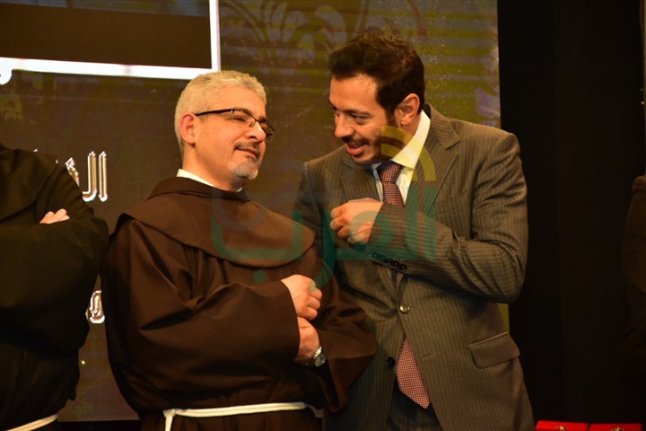 بالصور.. حورية فرغلى والفيشاوى وفيلم "يوم الدين" يحصدون جوائز الأفضل من المركز الكاثوليكى