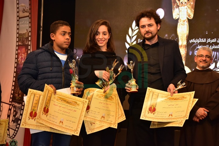 بالصور.. حورية فرغلى والفيشاوى وفيلم "يوم الدين" يحصدون جوائز الأفضل من المركز الكاثوليكى بالصور.. حورية فرغلى والفيشاوى وفيلم "يوم الدين" يحصدون جوائز الأفضل من المركز الكاثوليكى