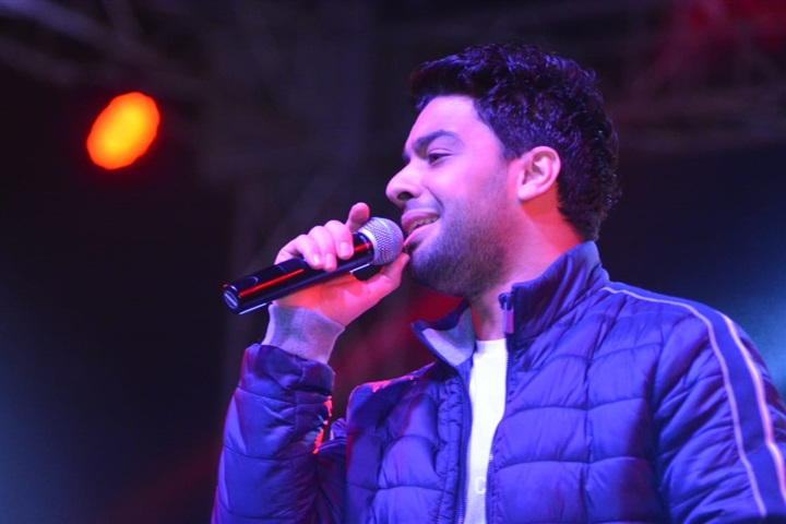 بالصور.. أحمد جمال يتألق بحفل عيد الحب في القاهرة الجديدة بالصور.. أحمد جمال يتألق بحفل عيد الحب في القاهرة الجديدة