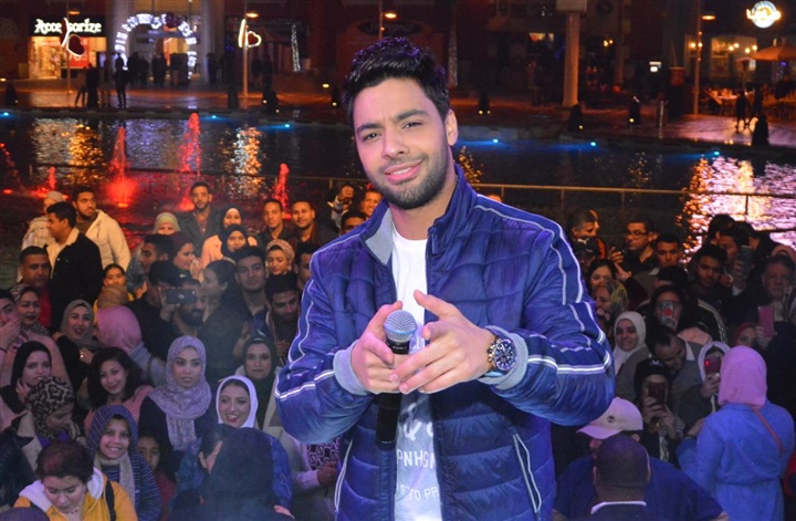 بالصور.. أحمد جمال يتألق بحفل عيد الحب في القاهرة الجديدة بالصور.. أحمد جمال يتألق بحفل عيد الحب في القاهرة الجديدة