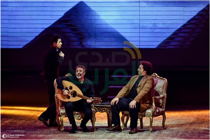 بالصور.. عبدالرحمن الابنودي يعود علي خشبة مسرح البالون مع نجوم " سيرة حب بالصور.. عبدالرحمن الابنودي يعود علي خشبة مسرح البالون مع نجوم " سيرة حب