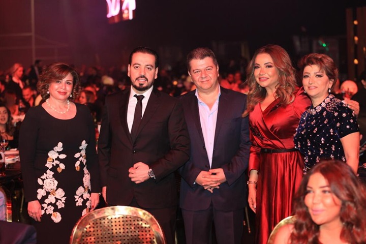 بالصور.. ناصيف زيتون وآدم ويارا نجوم حفل عيد الحب بدبي بالصور.. ناصيف زيتون وآدم ويارا نجوم حفل عيد الحب بدبي