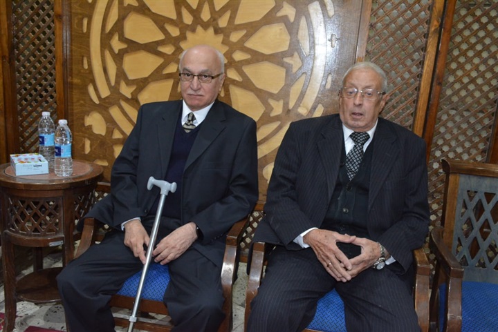 بالصور.. نجوم الفن والأعلام وصناع السينما يشاركون عزاء مدير التصوير محسن نصر بالصور.. نجوم الفن والأعلام وصناع السينما يشاركون عزاء مدير التصوير محسن نصر