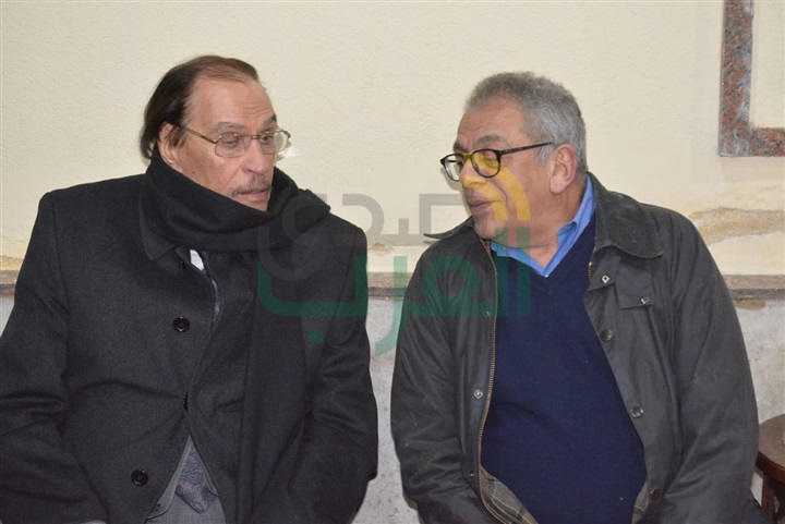 بالصور.. عزت العلايلي ومحمود حميدة ويحي الفخراني يشاركون عزاء مدير التصوير محسن نصر بالصور.. عزت العلايلي ومحمود حميدة ويحي الفخراني يشاركون عزاء مدير التصوير محسن نصر