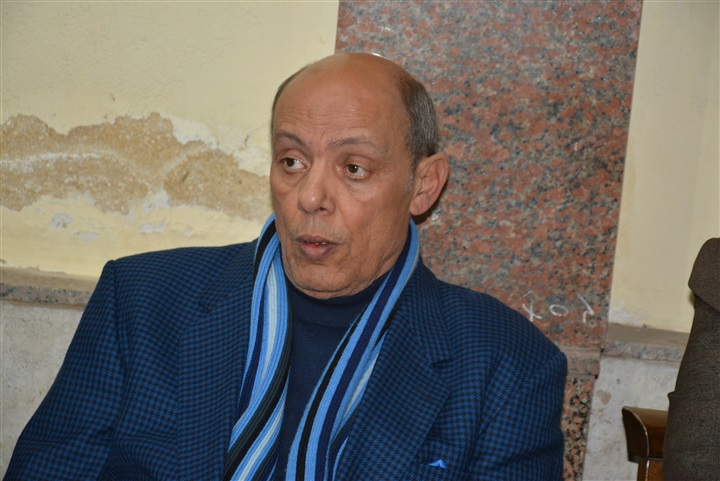 بالصور.. عزت العلايلي ومحمود حميدة ويحي الفخراني يشاركون عزاء مدير التصوير محسن نصر بالصور.. عزت العلايلي ومحمود حميدة ويحي الفخراني يشاركون عزاء مدير التصوير محسن نصر