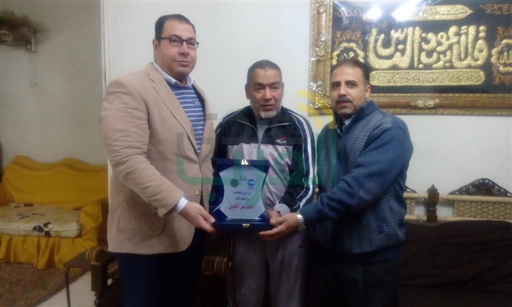 وفد "مستقبل وطن" يزور أسرة الشهيد البطل النقيب/أحمد عز الدين وفد "مستقبل وطن" يزور أسرة الشهيد البطل النقيب/أحمد عز الدين