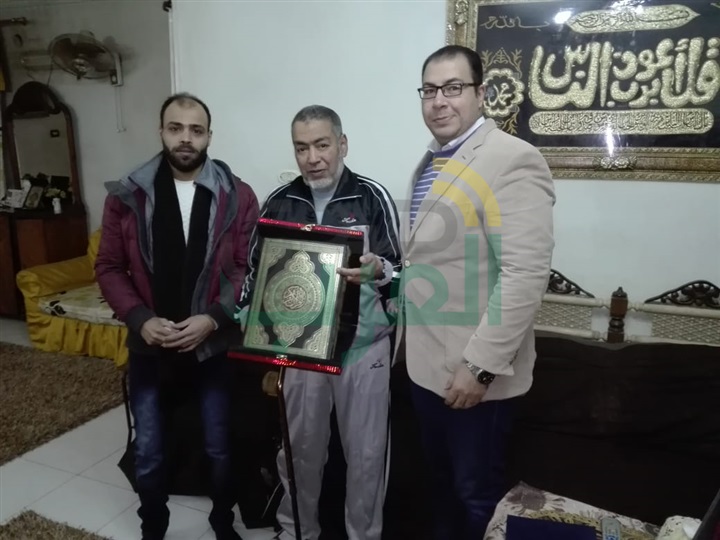 وفد "مستقبل وطن" يزور أسرة الشهيد البطل النقيب/أحمد عز الدين وفد "مستقبل وطن" يزور أسرة الشهيد البطل النقيب/أحمد عز الدين