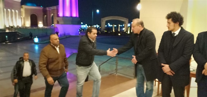 بالصور.. نجوم الفن والأعلام وقيادات القضاء والشرطة يشاركان عزاء اكرم جاد بالصور.. نجوم الفن والأعلام وقيادات القضاء والشرطة يشاركان عزاء اكرم جاد