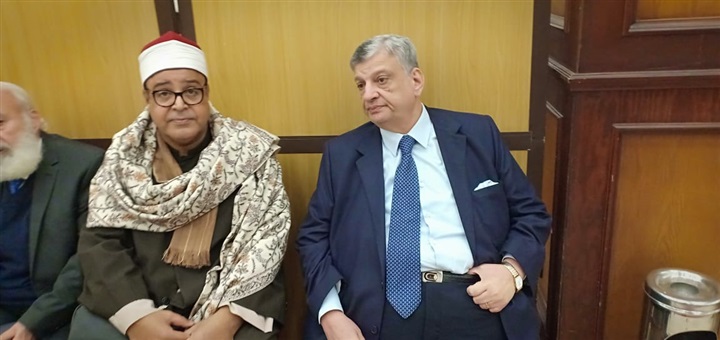 بالصور.. نجوم الفن والأعلام وقيادات القضاء والشرطة يشاركان عزاء اكرم جاد بالصور.. نجوم الفن والأعلام وقيادات القضاء والشرطة يشاركان عزاء اكرم جاد