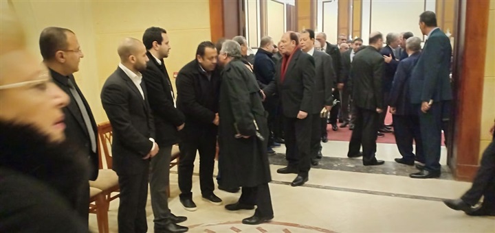 بالصور.. نجوم الفن والأعلام وقيادات القضاء والشرطة يشاركان عزاء اكرم جاد بالصور.. نجوم الفن والأعلام وقيادات القضاء والشرطة يشاركان عزاء اكرم جاد