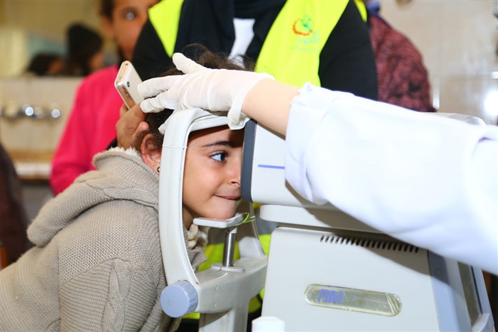 صناع الخير والتضامن يطلقان أولى قوافل الكشف الطبى على أطفال بلا مأوى