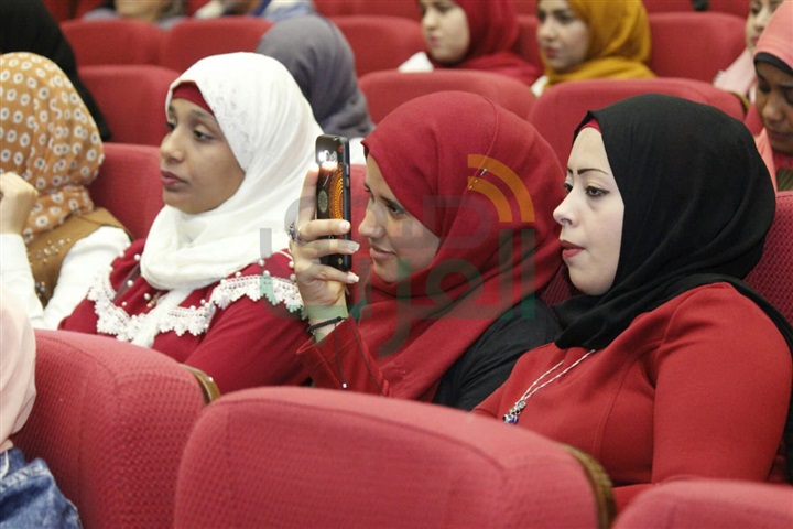 بالصور.. منتدي نوت يفتتح فعالياته في الدورة الثالثة من مهرجان أسوان الدولي لأفلام المرأة بالصور.. منتدي نوت يفتتح فعالياته في الدورة الثالثة من مهرجان أسوان الدولي لأفلام المرأة