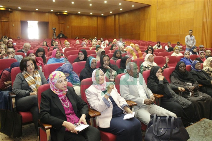 بالصور.. منتدي نوت يفتتح فعالياته في الدورة الثالثة من مهرجان أسوان الدولي لأفلام المرأة بالصور.. منتدي نوت يفتتح فعالياته في الدورة الثالثة من مهرجان أسوان الدولي لأفلام المرأة