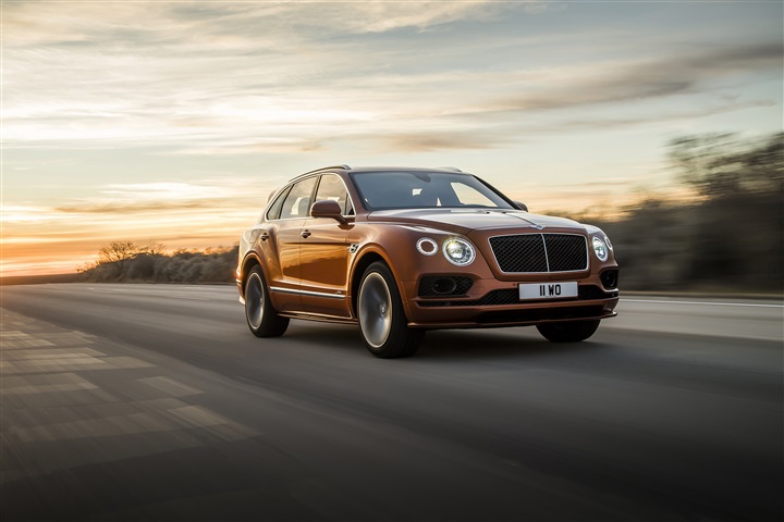 BENTLEY تطلِق المركبة الرياضية متعدّدة الاستخدامات الأسرع والأكثر فخامة في العالم BENTLEY تطلِق المركبة الرياضية متعدّدة الاستخدامات الأسرع والأكثر فخامة في العالم
